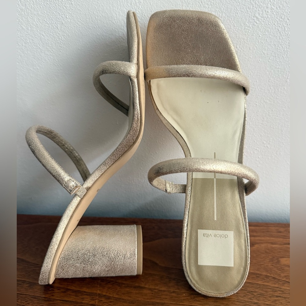 ✨ Dolce Vita Noles Metallic Block Heel Sandals — Size 9.5